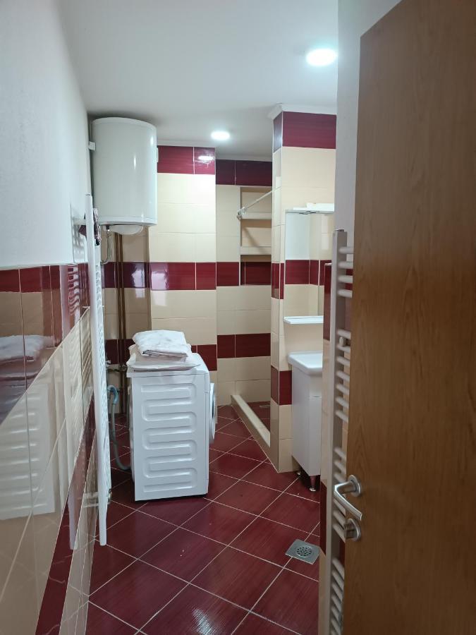 2Bdr Apt With Balcony With View- Free Parking Ξενοδοχείο Σαράγεβο Εξωτερικό φωτογραφία