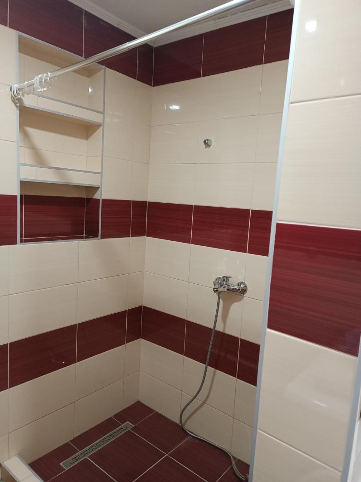 2Bdr Apt With Balcony With View- Free Parking Ξενοδοχείο Σαράγεβο Εξωτερικό φωτογραφία
